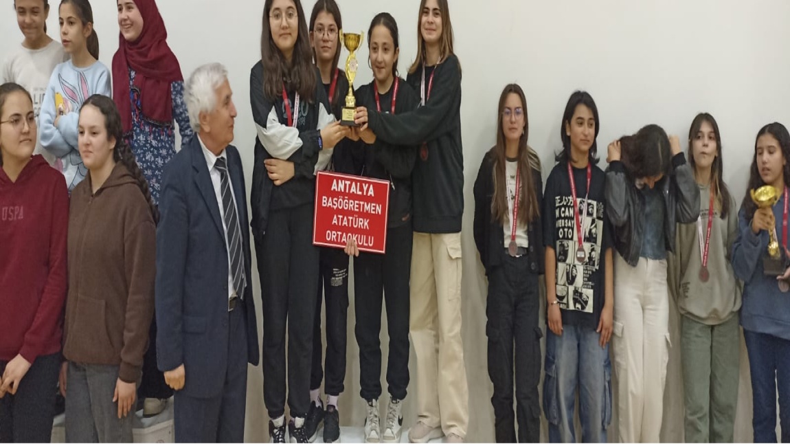 Okulumuz Okul Sporları Satranç Yarışmalarında Antalya 3. sü